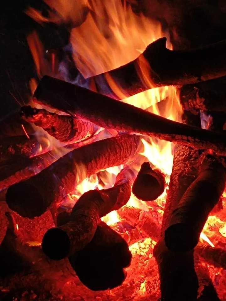 Cabanele Areama Neagra Izvoru Mureşului Exterior foto